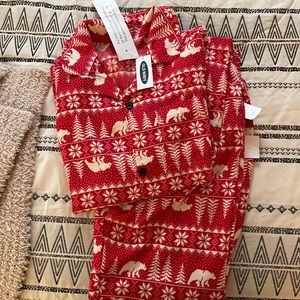 Girls holiday pajamas size large 10-12 old navy.